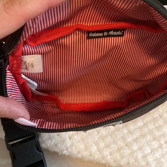 Herschel ajustable belt bag - Picture 5 of 6